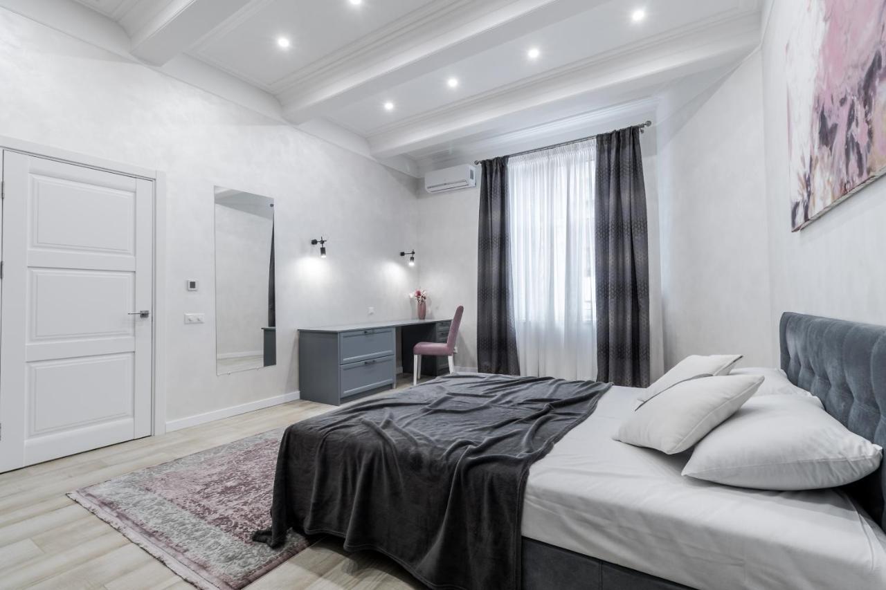 Inshiapartments On Lysenka Str Lviv Ngoại thất bức ảnh
